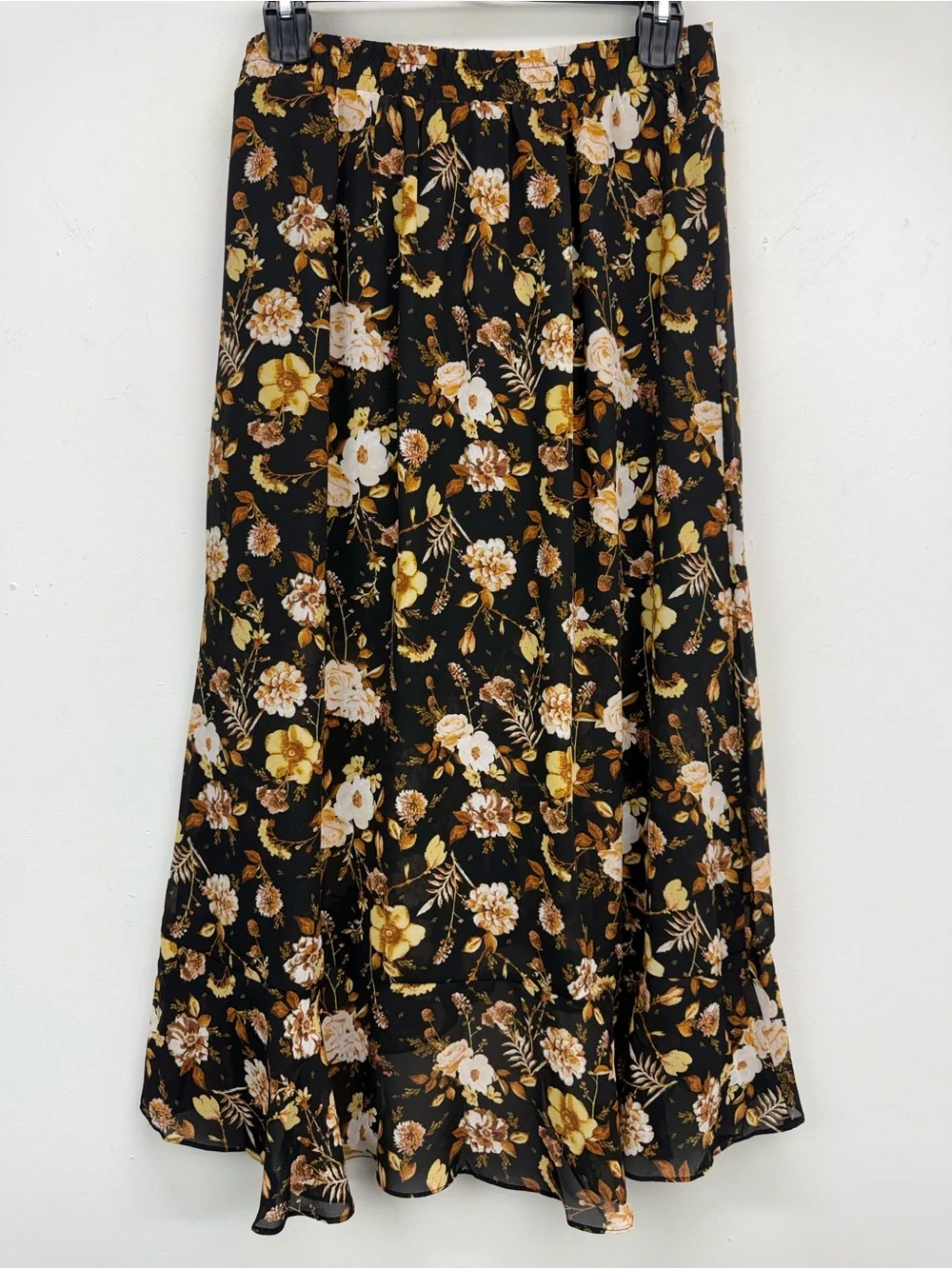 Cato size Medium Women’s Boho Chic Black Yellow Floral Ruffle Faux Wrap Skirt